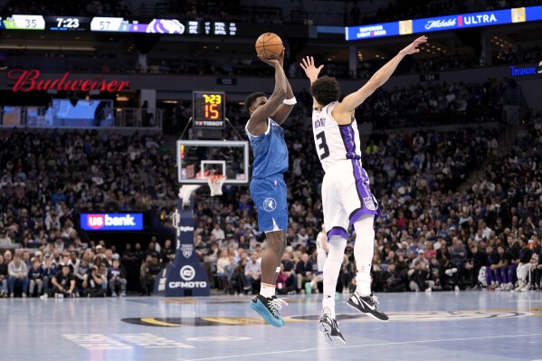 Kings stay unbeaten in NBA In-Season Tournament by topping Wolves